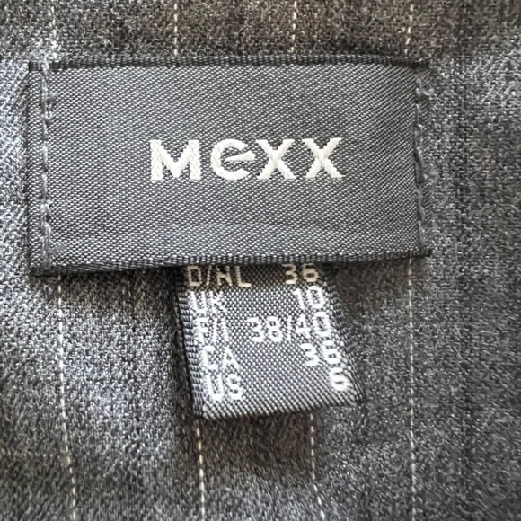 Vintage Y2K Mexx Grey Cinched Waist Pinstripe Blazer Size 6 - Picture 4 of 8